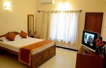 White Orchid Resort Candolim Extérieur photo